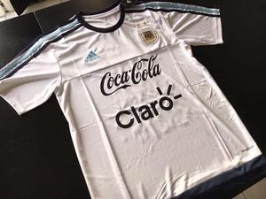 Camiseta selección Argentina de entrenamiento talle L 