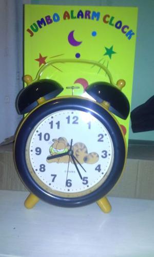 Reloj Garfield Despertador amarillo y negro