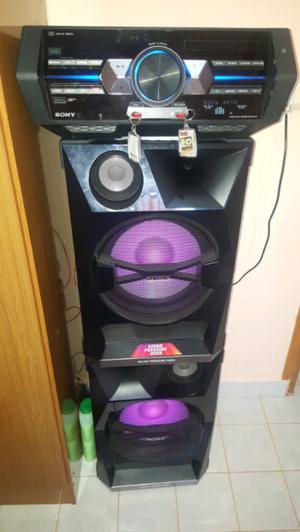 Vendo o permuto por moto Equipo de Sonido Sony Shake 33