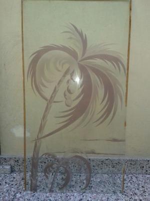 antiguo vidrio decorado con palmeras