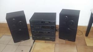 Centro Musical Aiwa z-600 con parlantes