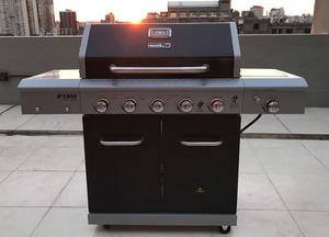 Parrilla A Gas - Bbq Grill - 5 Quemadores Dual Energy Deluxe