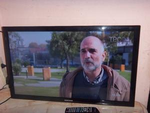 TV LED Samsung 32", impecable, control,