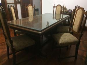 MESA DE CEDRO MACIZA CON SEIS SILLAS