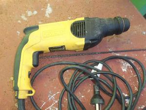 ROTOMARTILLO DEWALT 800W PERFECTO ESTADO CON MECHA DE REGALO