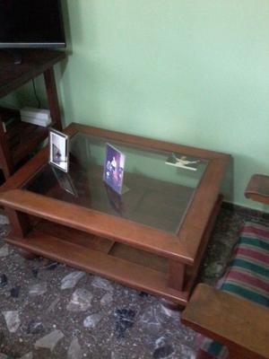 VENDO MESA DE ALGARROBO VIDRIADA