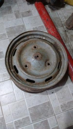 2 Mazas, 2 llantaa y hierro para carrito