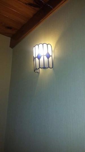 Lámparas de pared tipo vitreaux rombos azules