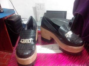 MOCASINES EN CUERO CROCO CON PLATAFORMA N°39