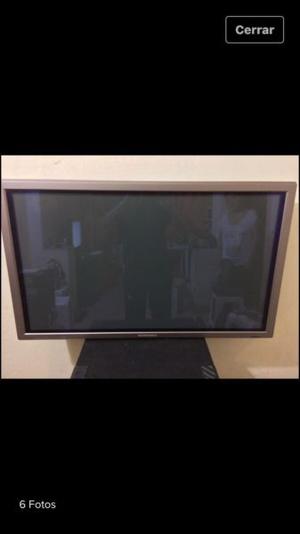 MONITOR TV PLASMA de 42" marantz