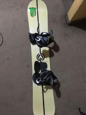 Snowboard (160) + fija + funda