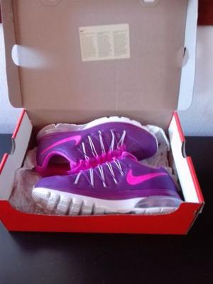 Vendo Zapatillas NIKE AIR MAX EXCELLERATE 5