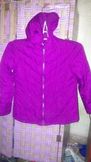 Vendo campera fucsia