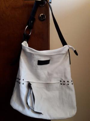 Vendo cartera blanca