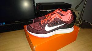 Vendo líquido Zapatillas Nike structure Numero 42,5 o 43