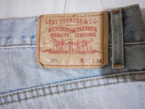 Vendo o permuto pantalón Levi's