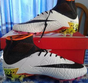 BOTINES NIKE NUEVOS!! CANCHA DE 11 !!