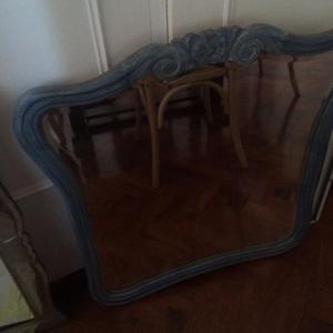 Espejo de madera con vidrio bicelado