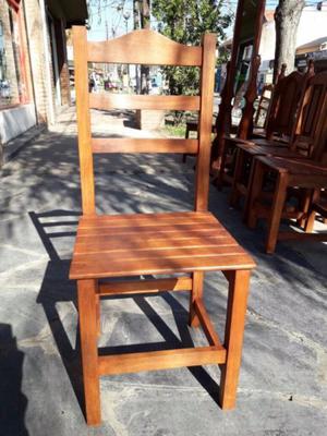 Oferta Mesa 1.40 M 6 Sillas 'Curvas' Algarrobo