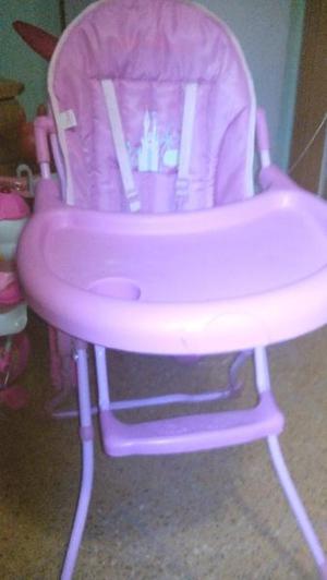 Silla Disney Princesas Original. Excelente Estado