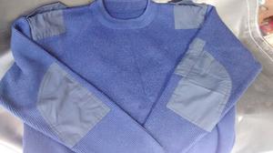 Tricota azul de lana