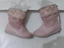 botas rosa de gamusa nro 22 a $300