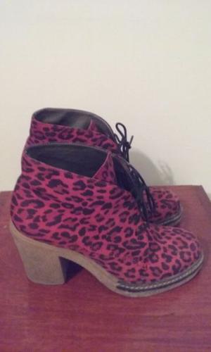 vendo botas animal print