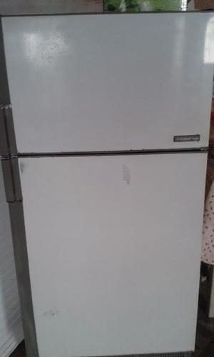 HELADERA PEABODY CON FREEZER EN MUY BUEN ESTADO