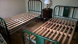 camas de hierro antiguas impecables