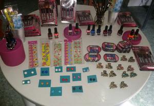 Esmaltes,Limas,Sombras,Set de Brochas y Pinceles. Y otras