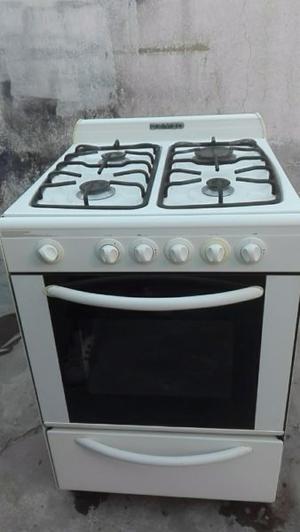 VENDO COCINA DOMEC, MUY POCO USO