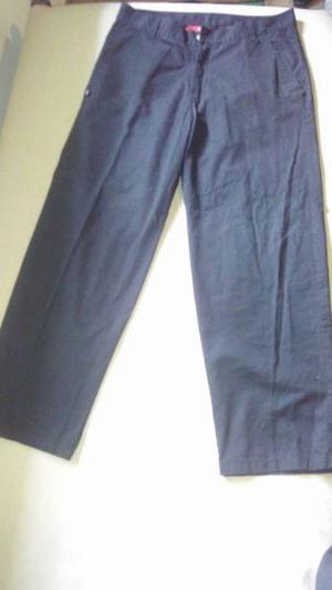 VENDO PANTALON NEGRO TALLE L DE VESTIR