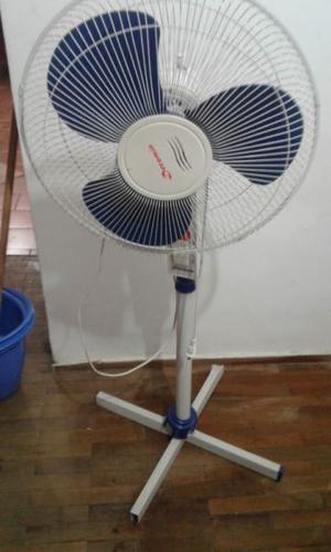 Ventilador de pie