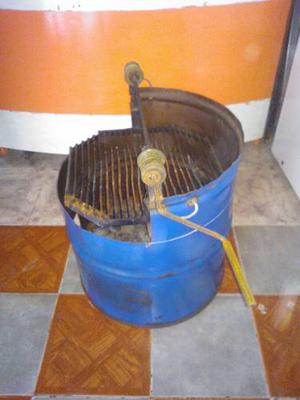 Parrilla Chulengo A Carbon Con Manija Y Ruedas Para Moverlo