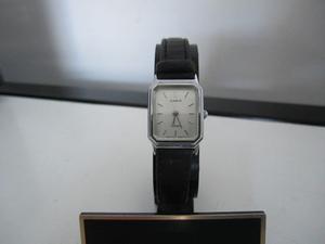 Reloj Casio (Estilo Cartier) Malla de Cuero - Made in Japan