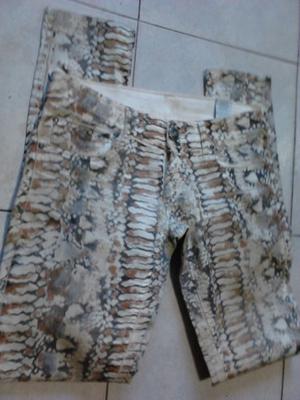 VENDO JEANS ENGOMADO CHUPIN Y ELASTIZADO “OSSIRA”, TALLE