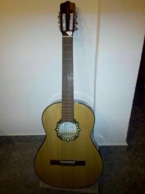 Vendo Guitarra Criolla Fonseca N 25