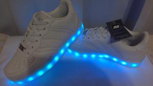 Zapatillas nuevas luces