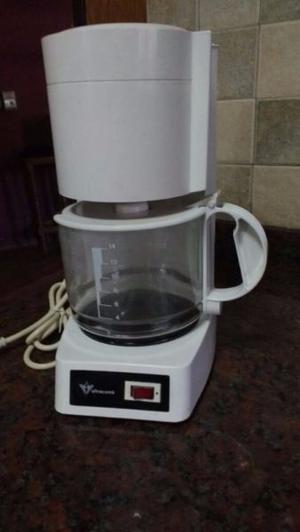 Cafetera Ultracomb $ 600