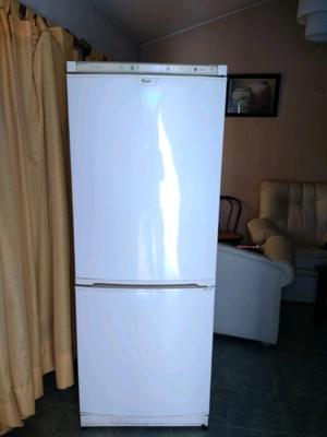 HELADERA CON FREEZER WHIRLPOOL IMPECABLE!!