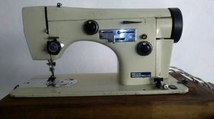 Máquina de coser Necchi Full Automática!!!
