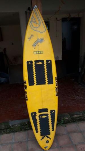 Tabla de surf Ángel 6/4 hecha en Mar del Plata con Funda