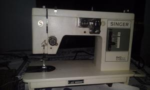 Vendo maquina de coser marca -SINGER 842 DUAL AUTOMATICA. En