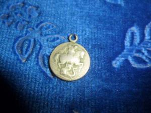 Antigua Medalla San Jorge Dragon.alpaca.microcentro-avellane