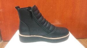 Botas nuevas talle 36