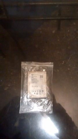 DISCO 320GB MARCA TOSHIBA, SOPORTA HASTA SATA 3 Y ES