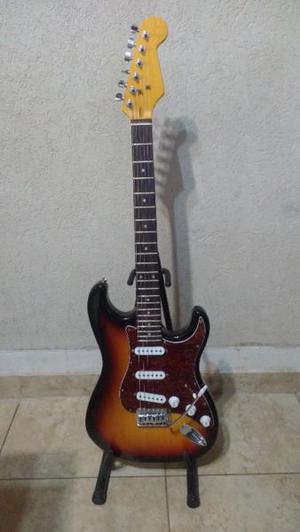 Guitarra Stratocaster - vendo o permuto -