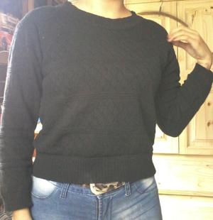 Sweater negro de lanilla
