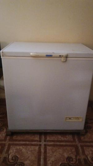 Vendo freezer marca coventry