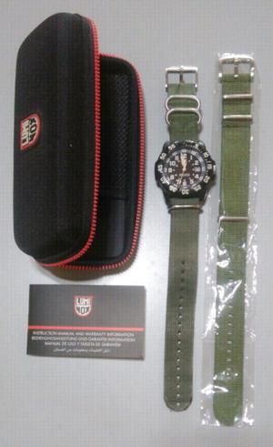 LUMINOX Navy Seal  NATO GREEN